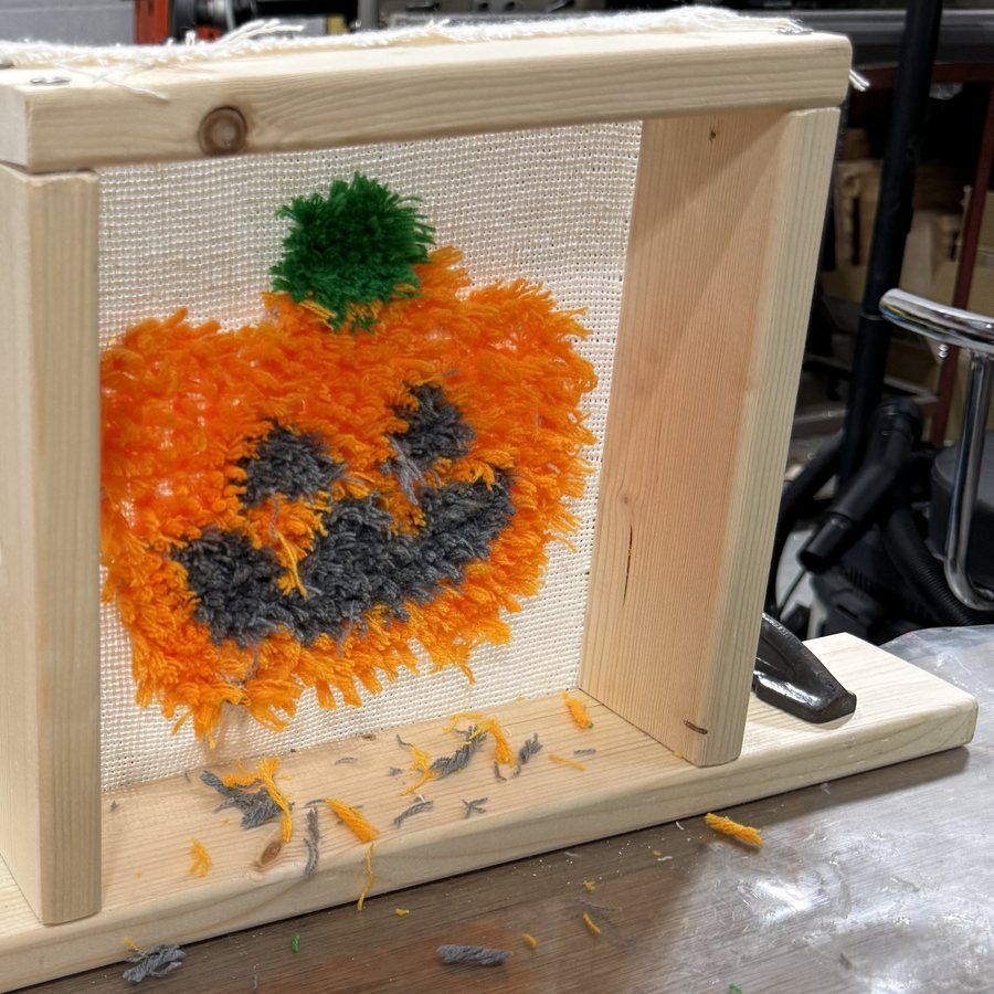 ハロウィン柄タフティングで作ったジャック・オー・ランタンの作品